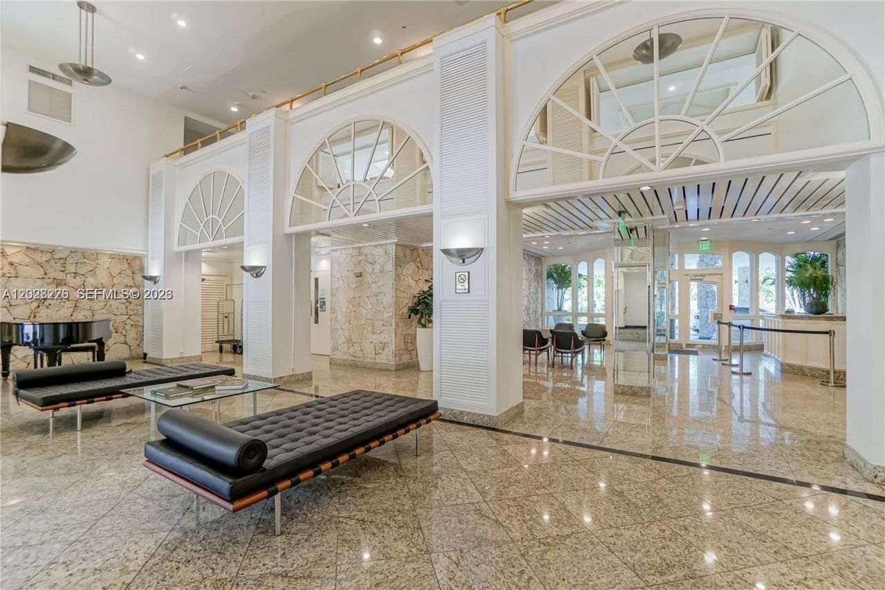 780 NE 69th St , Unit 2302, Miami, FL 33138 Photo