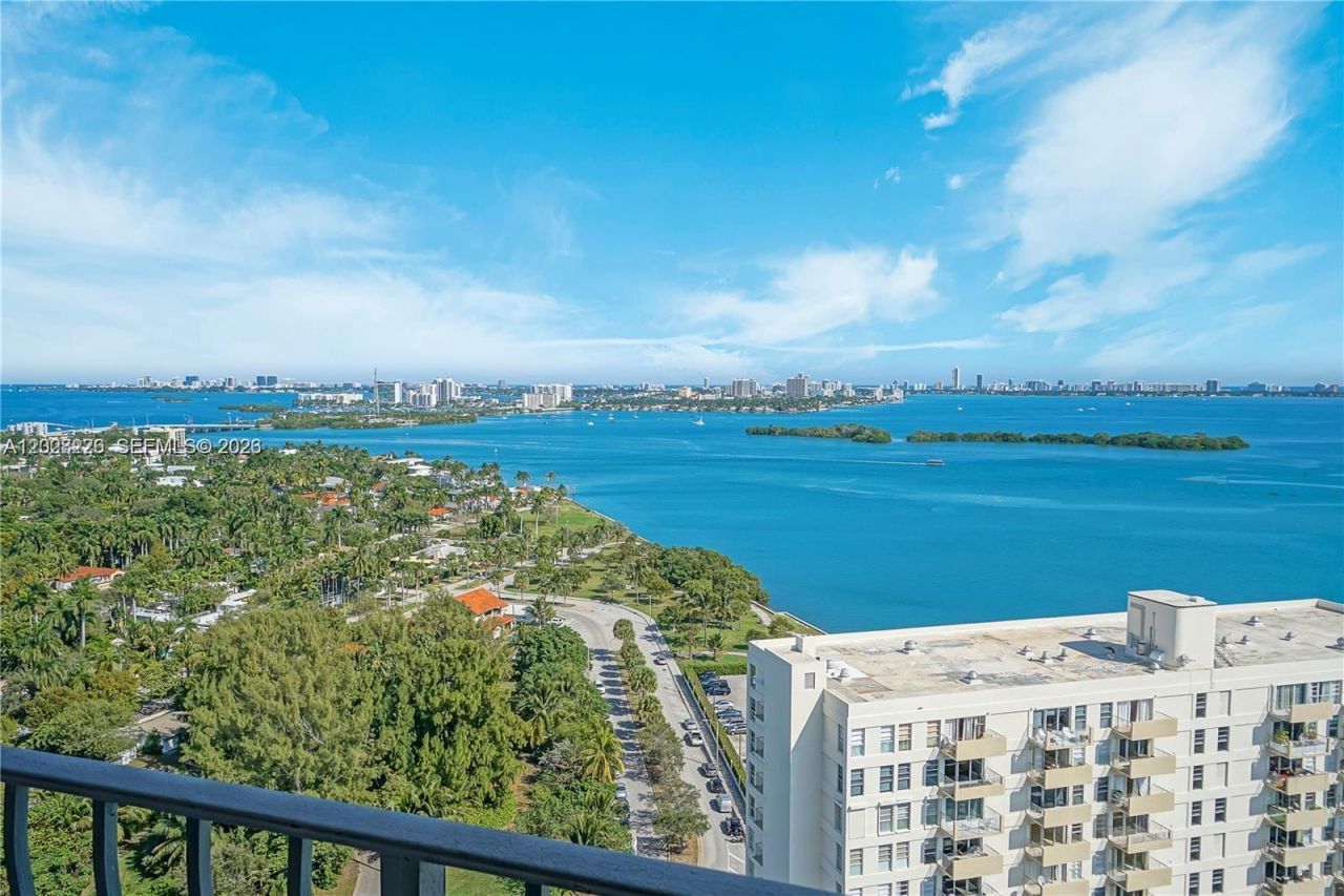 780 NE 69th St , Unit 2302, Miami, FL 33138 Photo