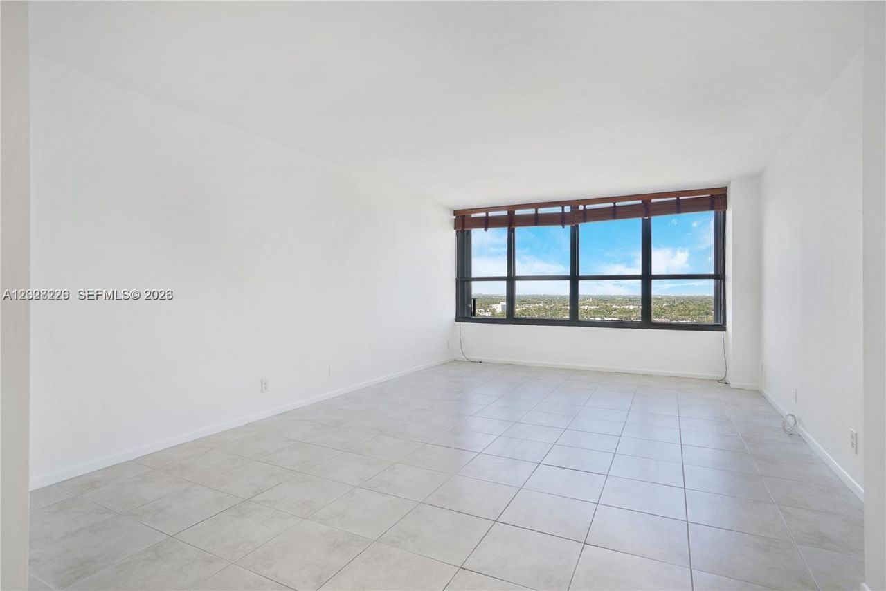 780 NE 69th St , Unit 2302, Miami, FL 33138 Photo