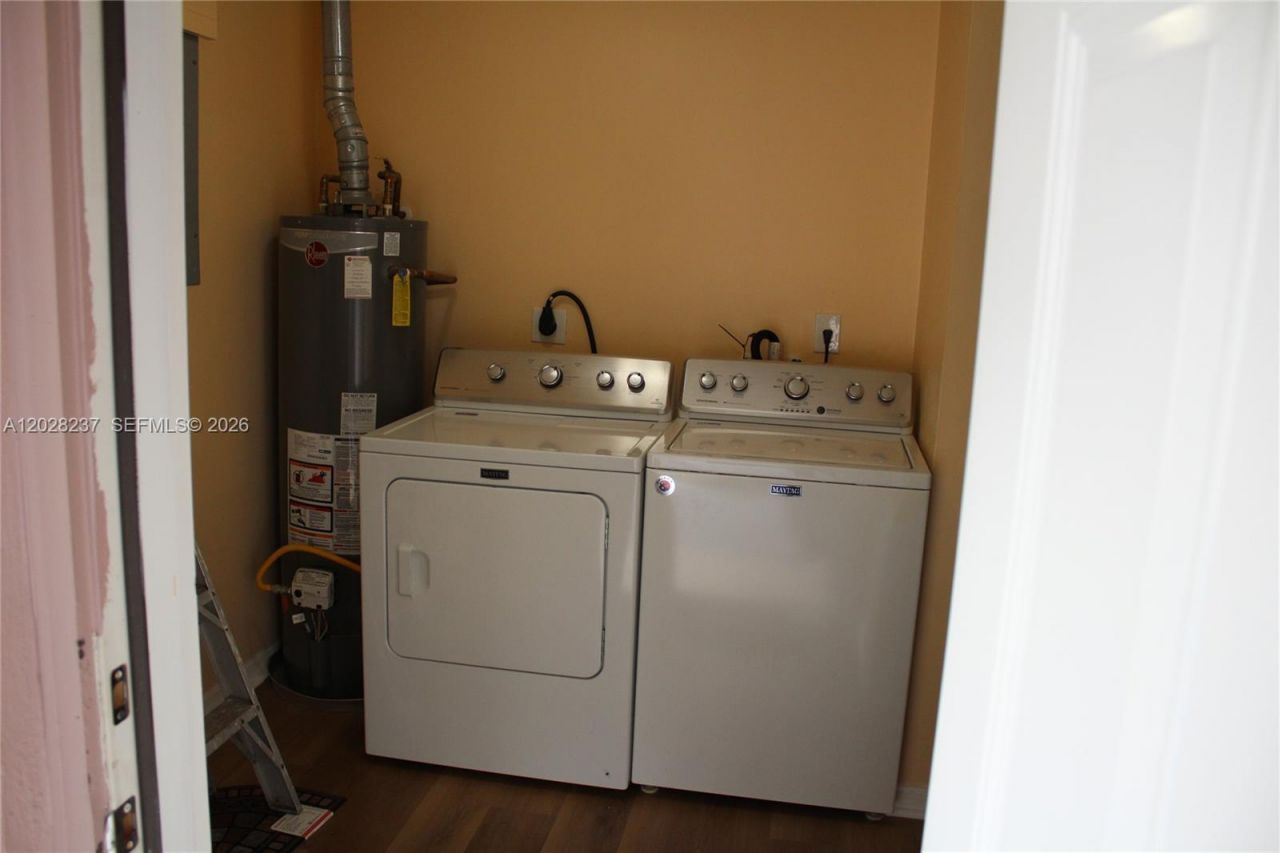 1570 W 13th St, Riviera Beach, FL 33404 Photo