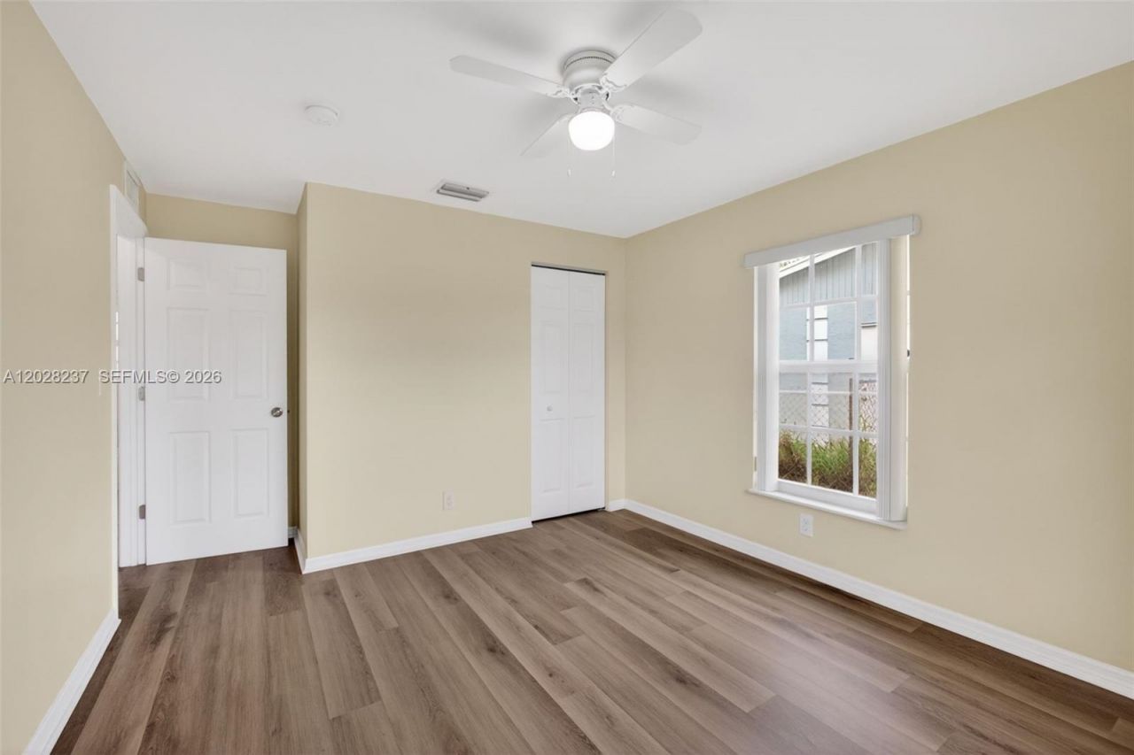 1570 W 13th St, Riviera Beach, FL 33404 Photo