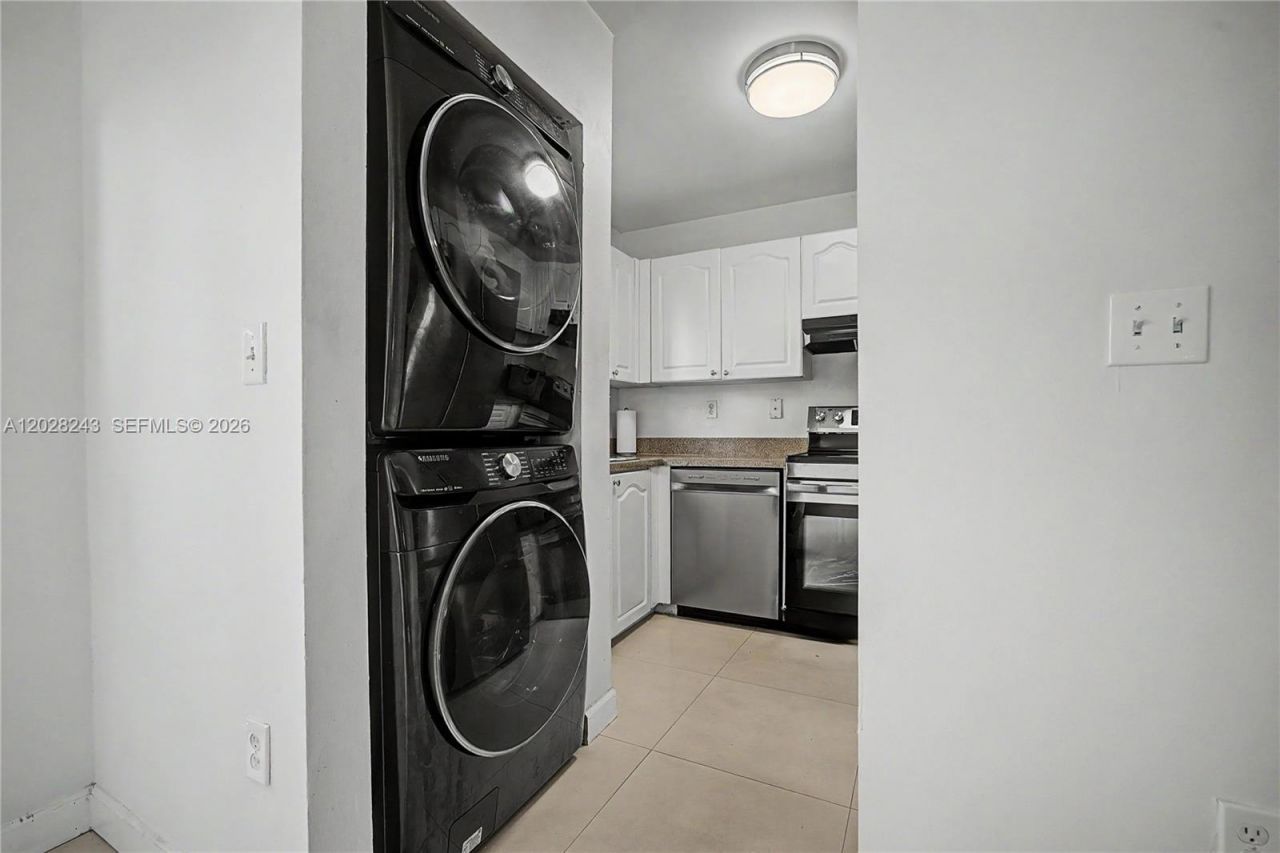 8545 SW 109th Ave, Unit 8545, Miami, FL 33173 Photo