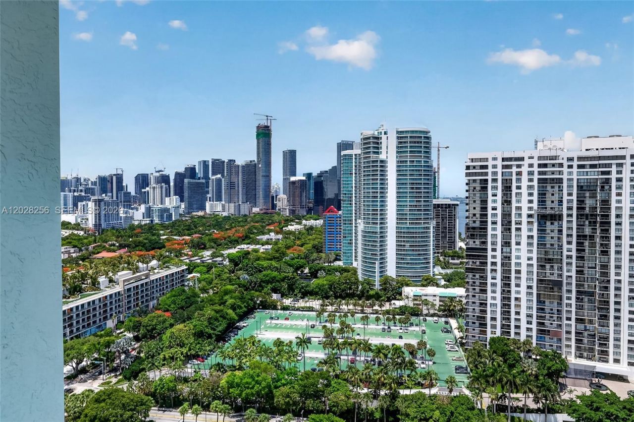 2475 Brickell Ave , Unit 2407, Miami, FL 33129 Photo