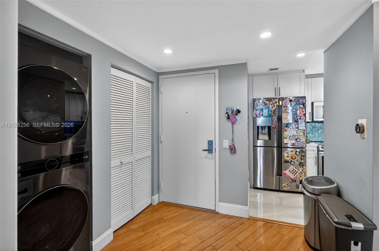 2475 Brickell Ave , Unit 2407, Miami, FL 33129 Photo