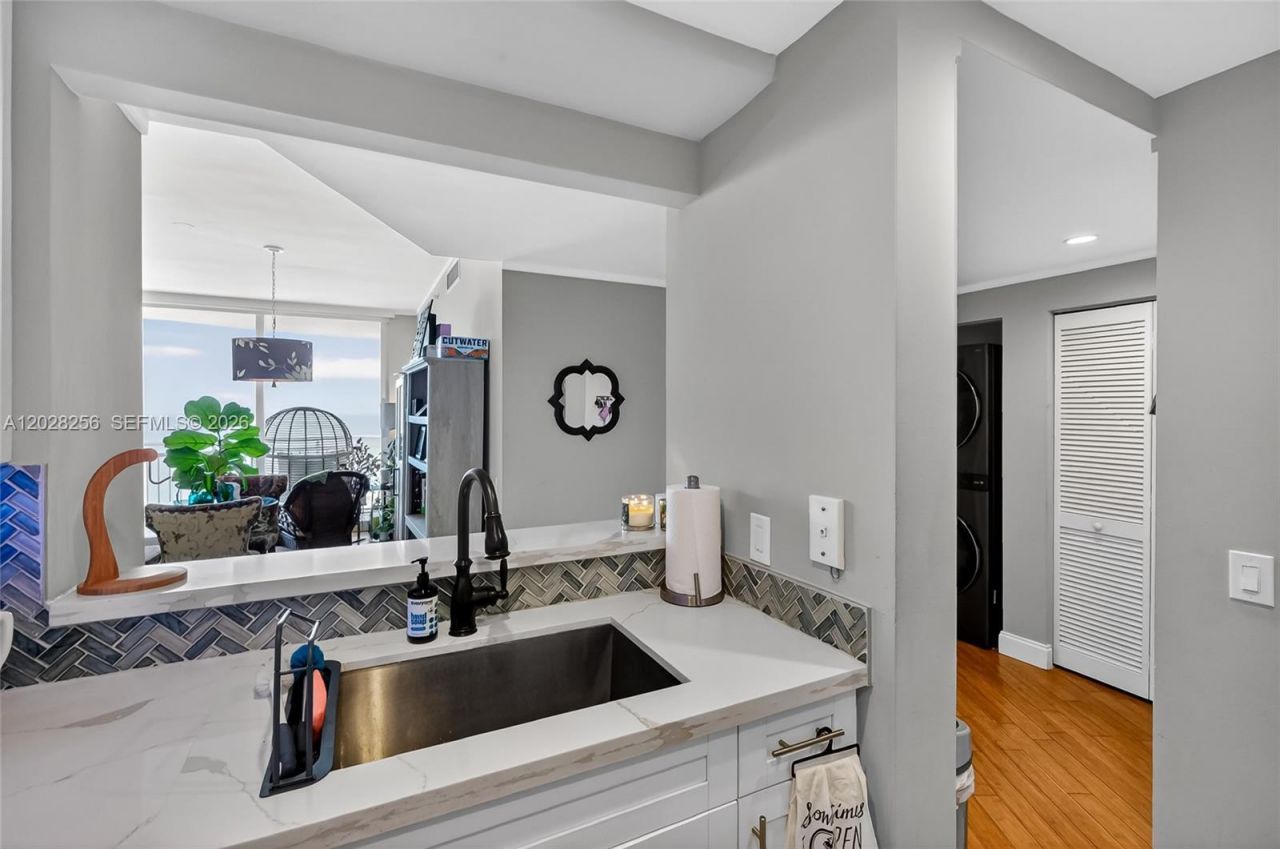 2475 Brickell Ave , Unit 2407, Miami, FL 33129 Photo