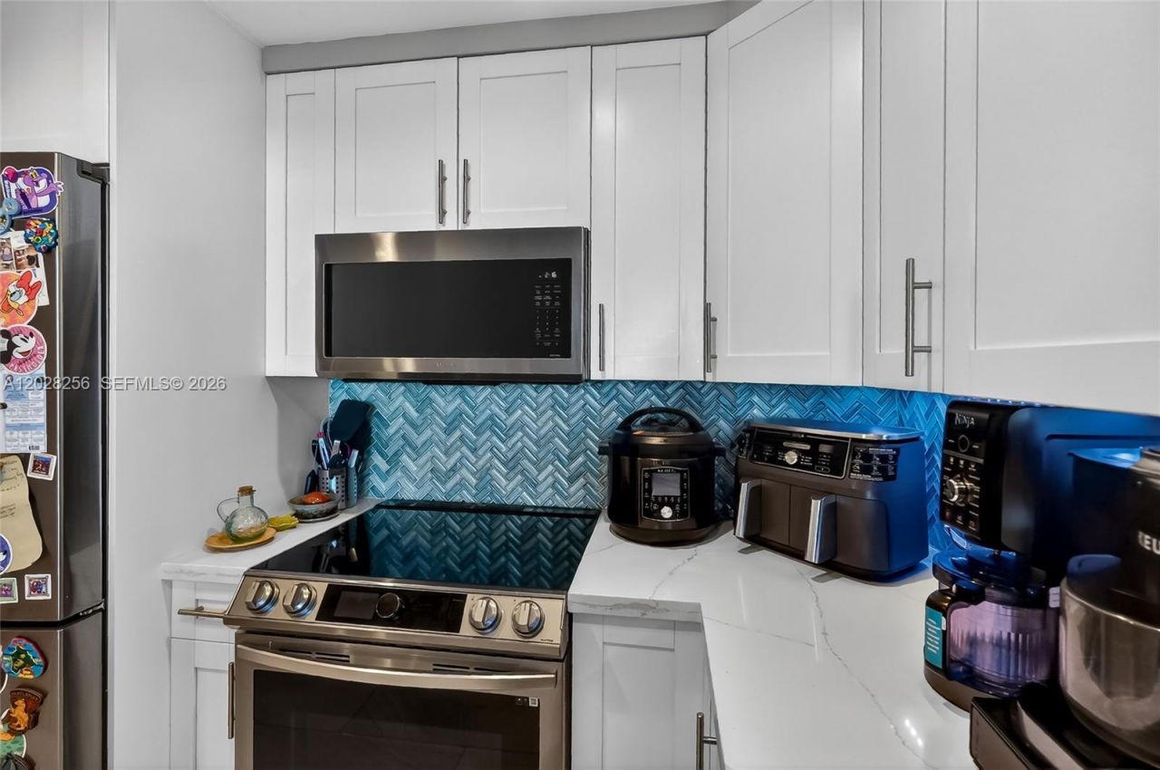 2475 Brickell Ave , Unit 2407, Miami, FL 33129 Photo