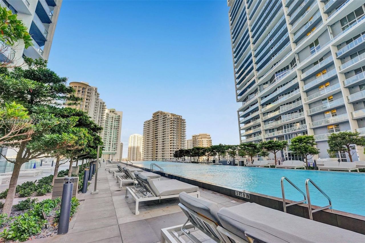 475 Brickell Ave , Unit 3408, Miami, FL 33131 Photo