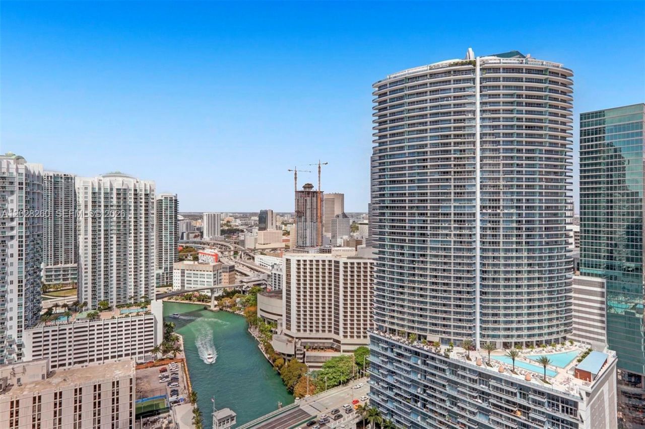 475 Brickell Ave , Unit 3408, Miami, FL 33131 Photo