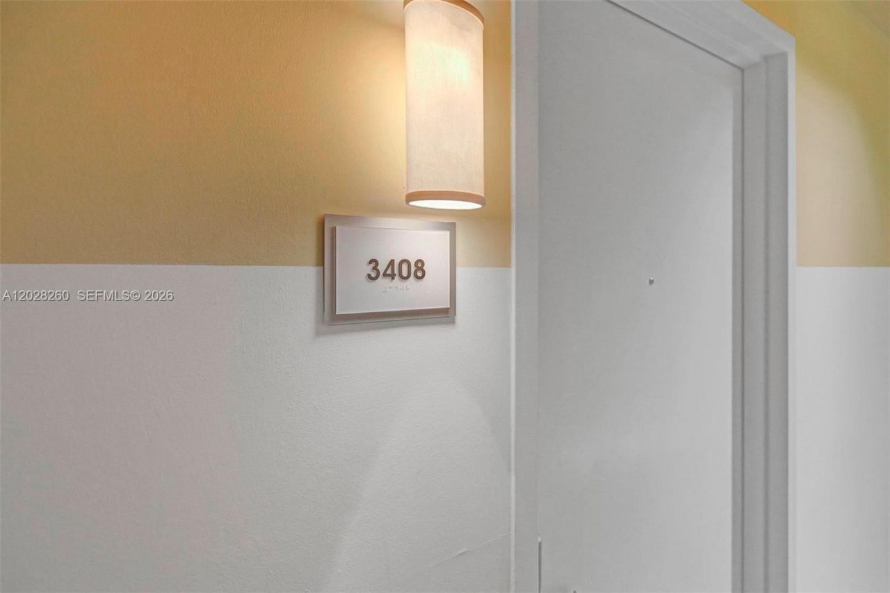 475 Brickell Ave , Unit 3408, Miami, FL 33131 Photo