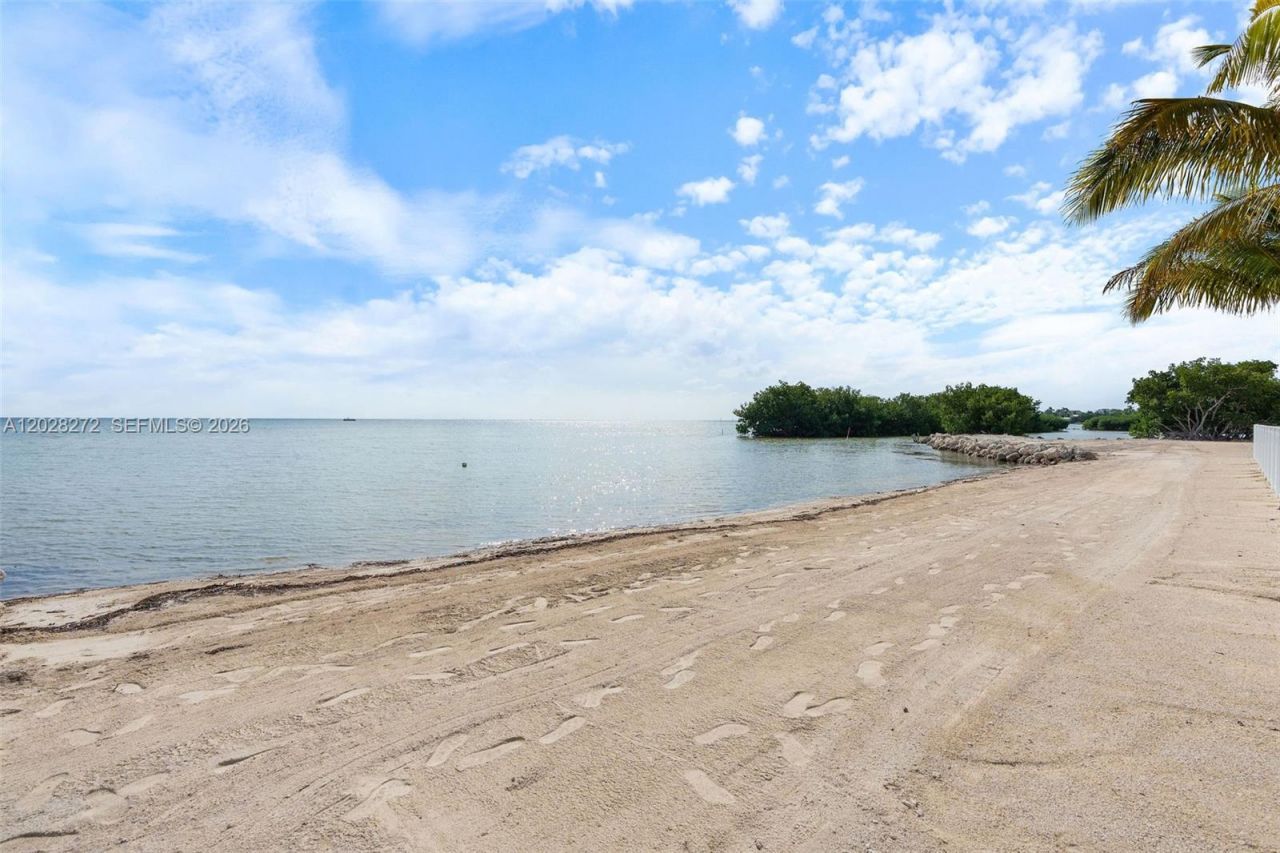 128 Sunrise Drive, Marathon, FL 33050 Photo