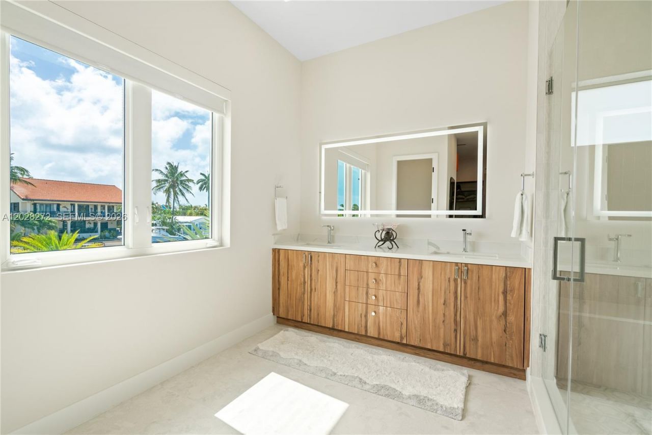 128 Sunrise Drive , Marathon, FL 33050 Photo