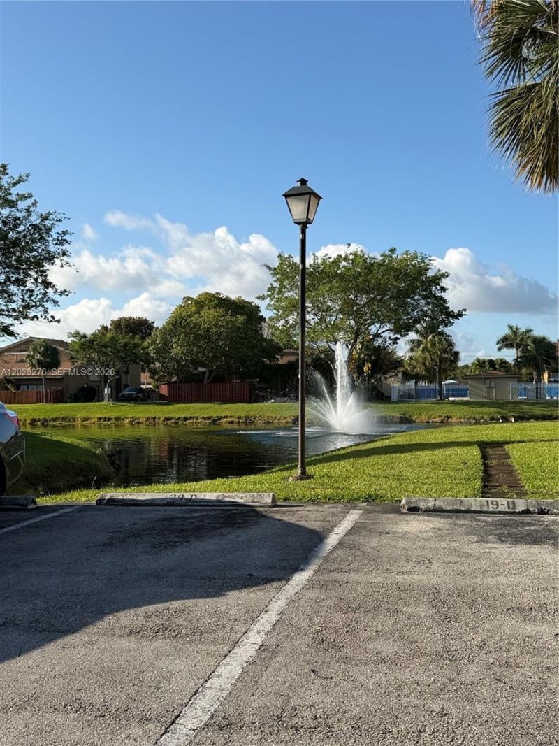 8330 N Missionwood Cir , Unit B-23, Miramar, FL 33025 Photo