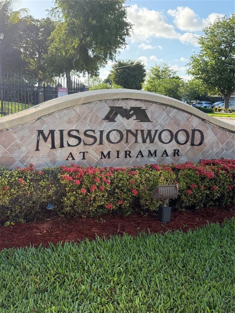 8330 N Missionwood Cir , Unit B-23, Miramar, FL 33025 Photo