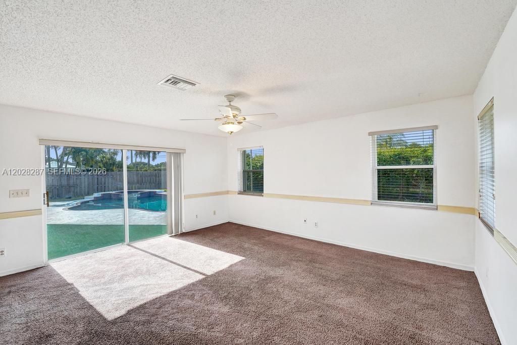 8860 Southern Orchard Rd S, Davie, FL 33328 Photo