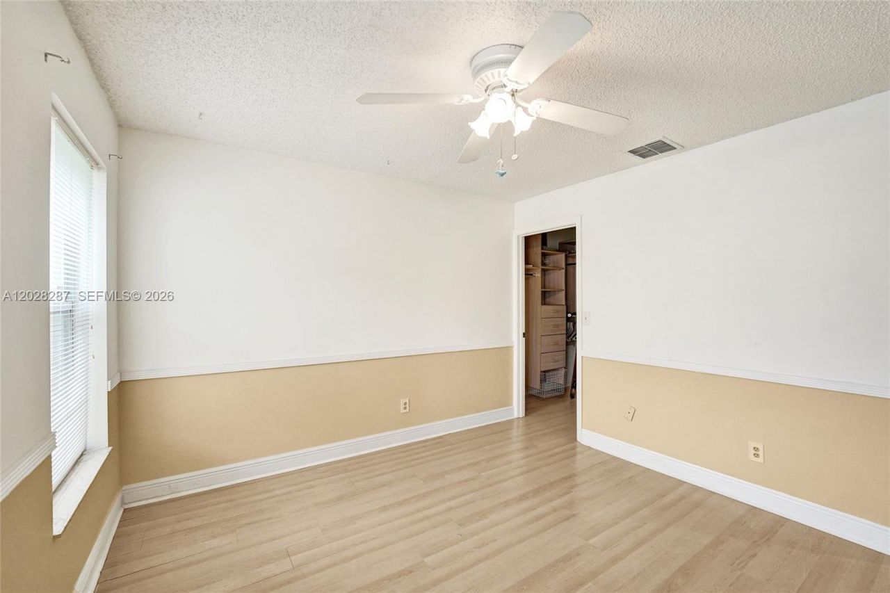 8860 Southern Orchard Rd S, Davie, FL 33328 Photo
