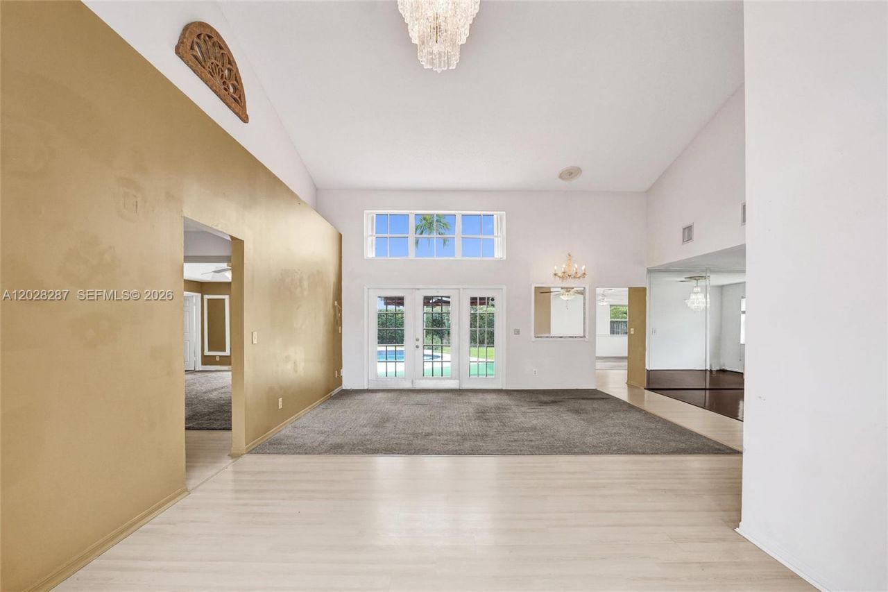 8860 Southern Orchard Rd S, Davie, FL 33328 Photo
