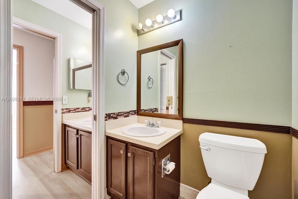 8860 Southern Orchard Rd S, Davie, FL 33328 Photo
