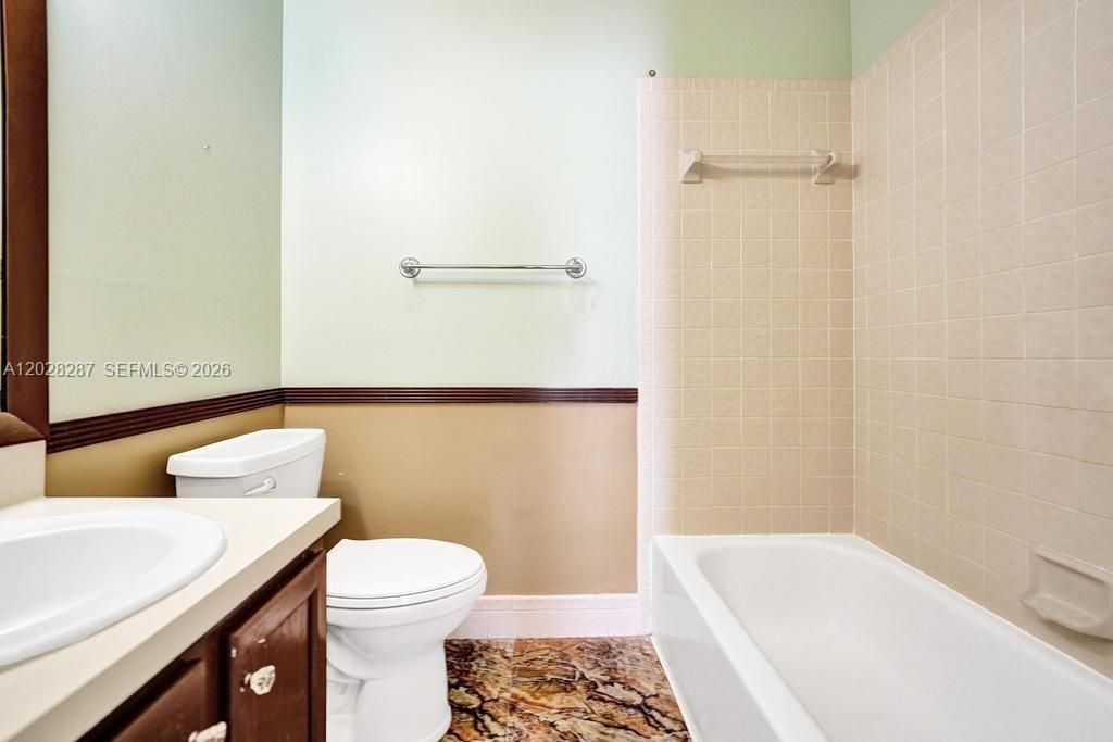 8860 Southern Orchard Rd S, Davie, FL 33328 Photo