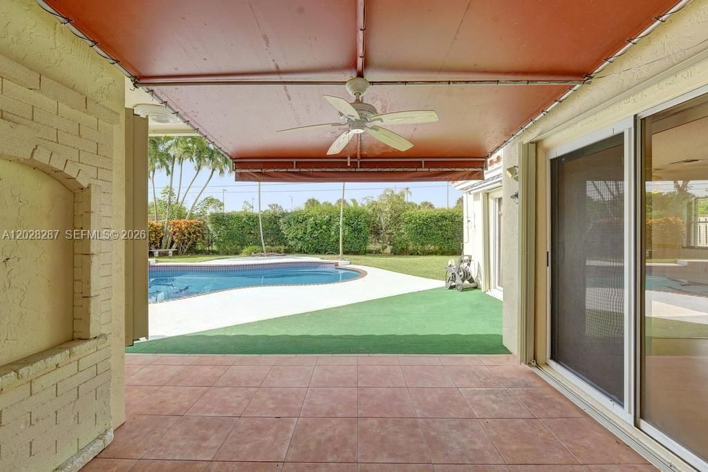 8860 Southern Orchard Rd S, Davie, FL 33328 Photo