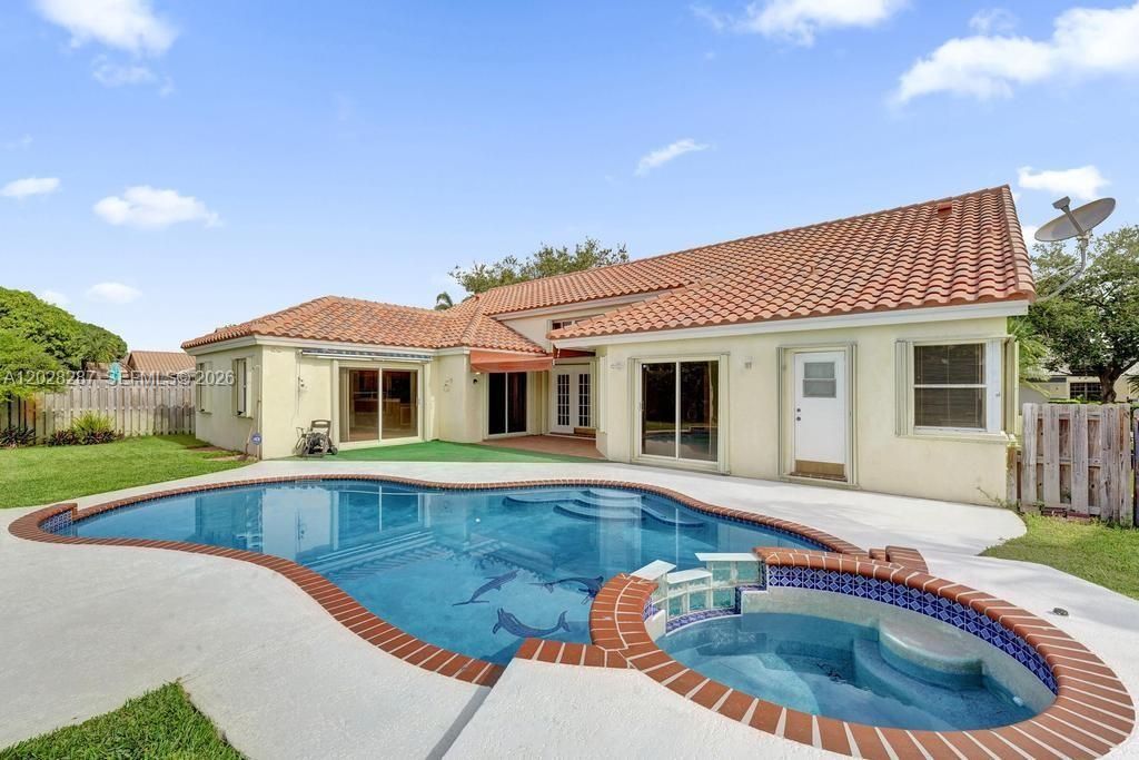 8860 Southern Orchard Rd S, Davie, FL 33328 Photo