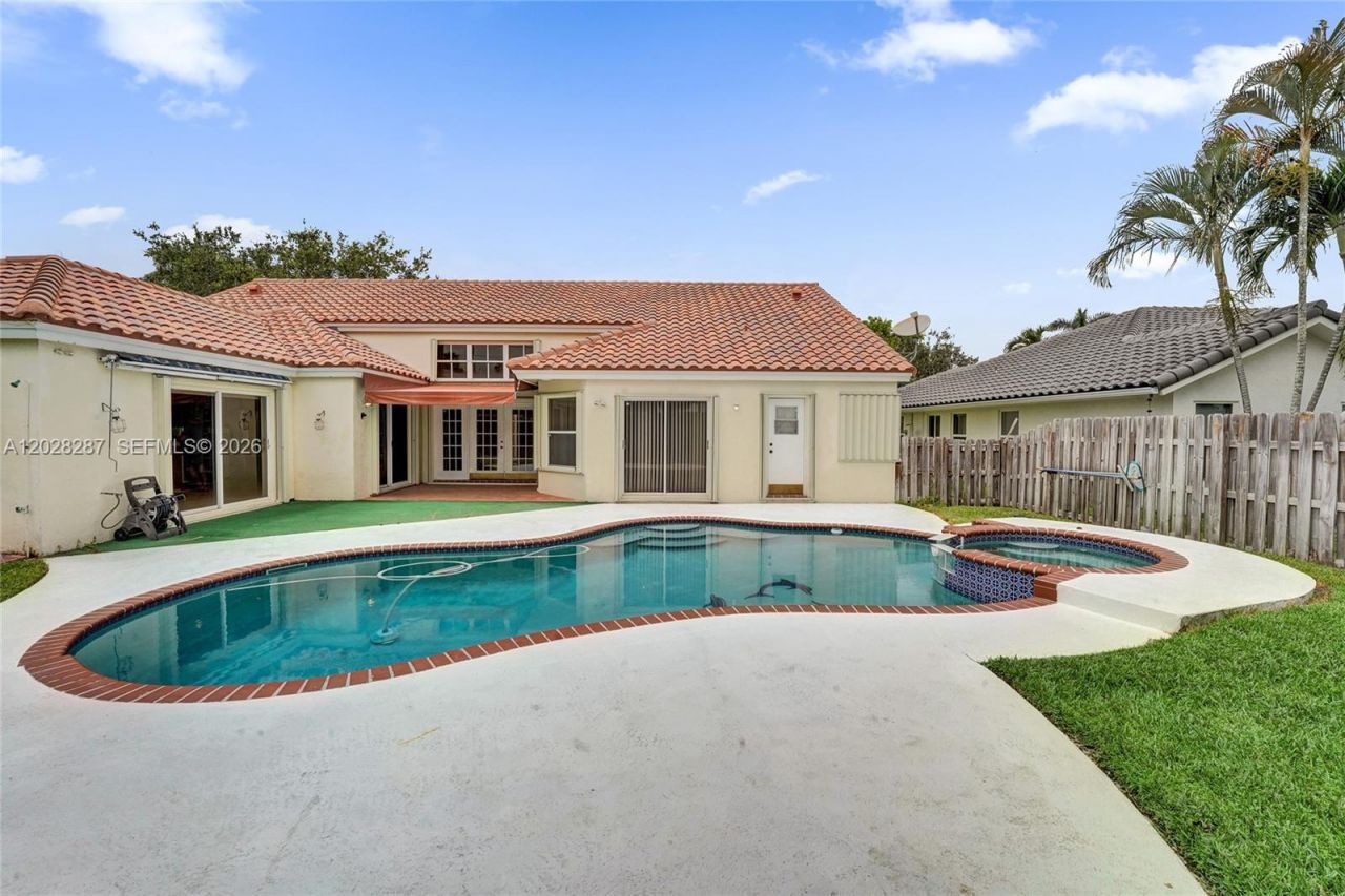 8860 Southern Orchard Rd S, Davie, FL 33328 Photo