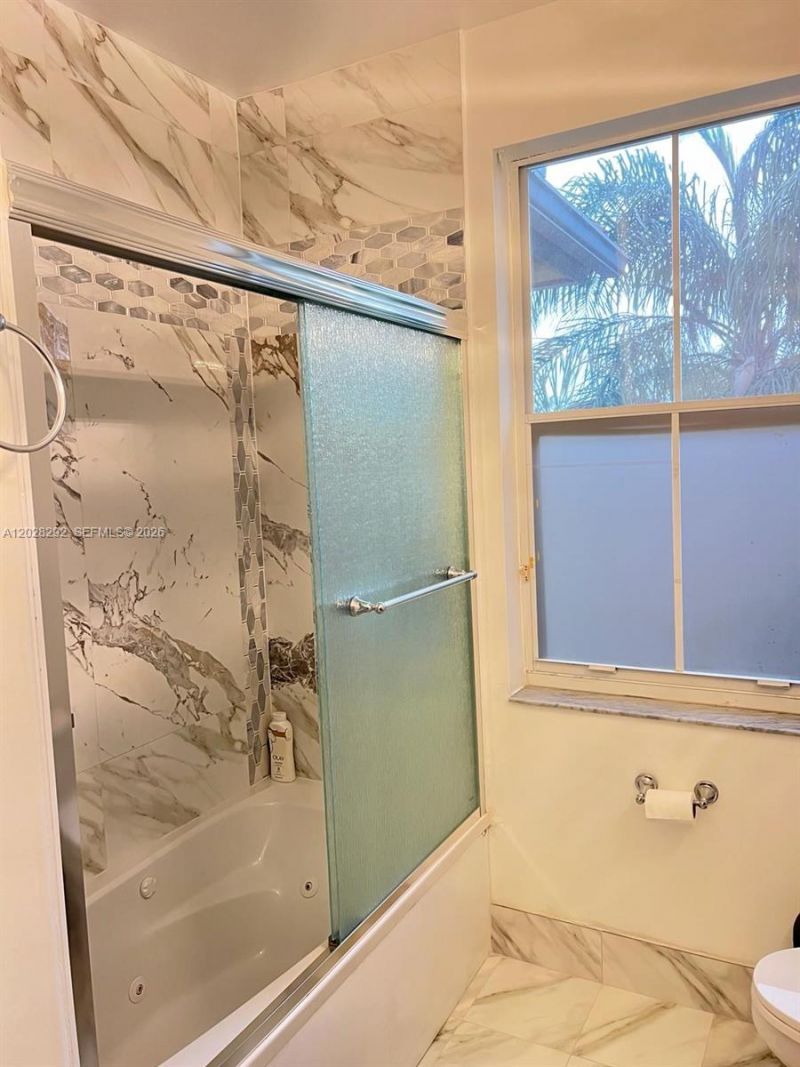 1120 Papaya St , Hollywood, FL 33019 Photo
