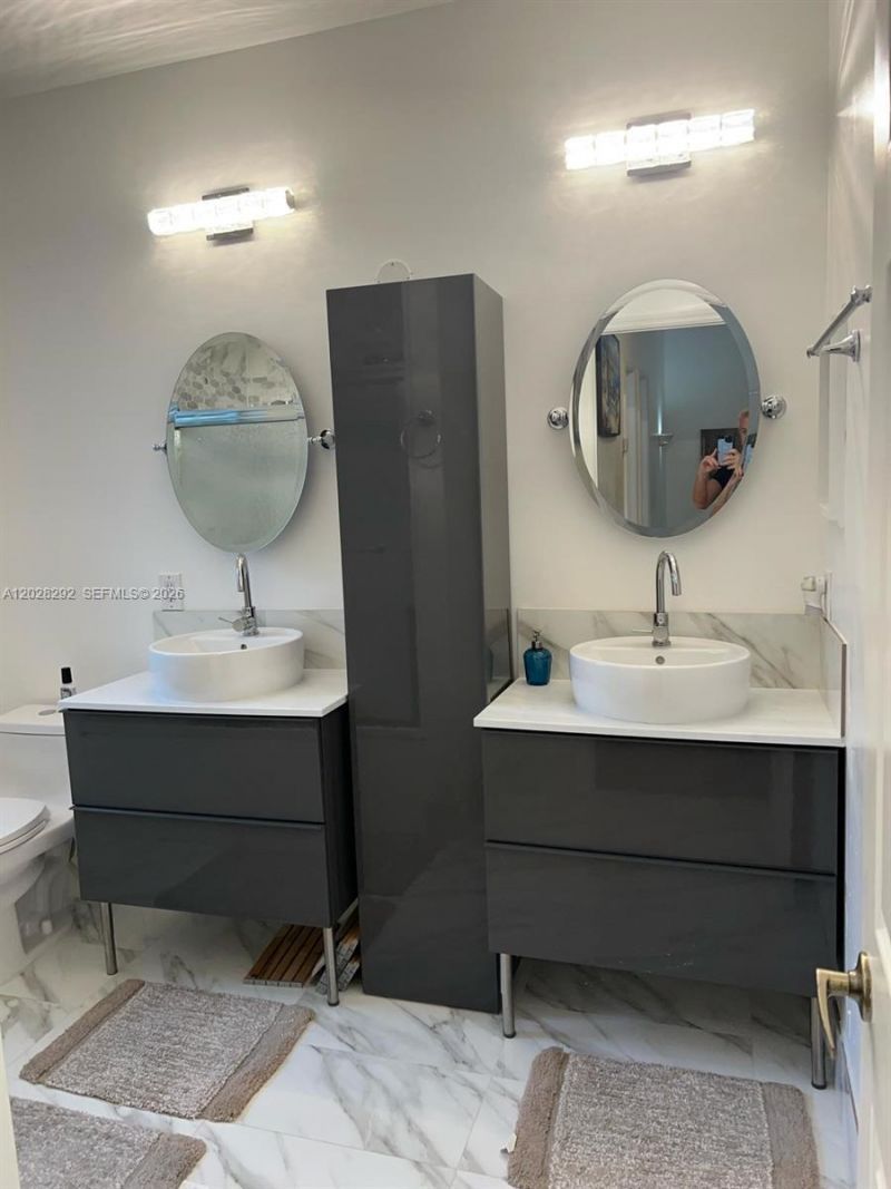 1120 Papaya St , Hollywood, FL 33019 Photo