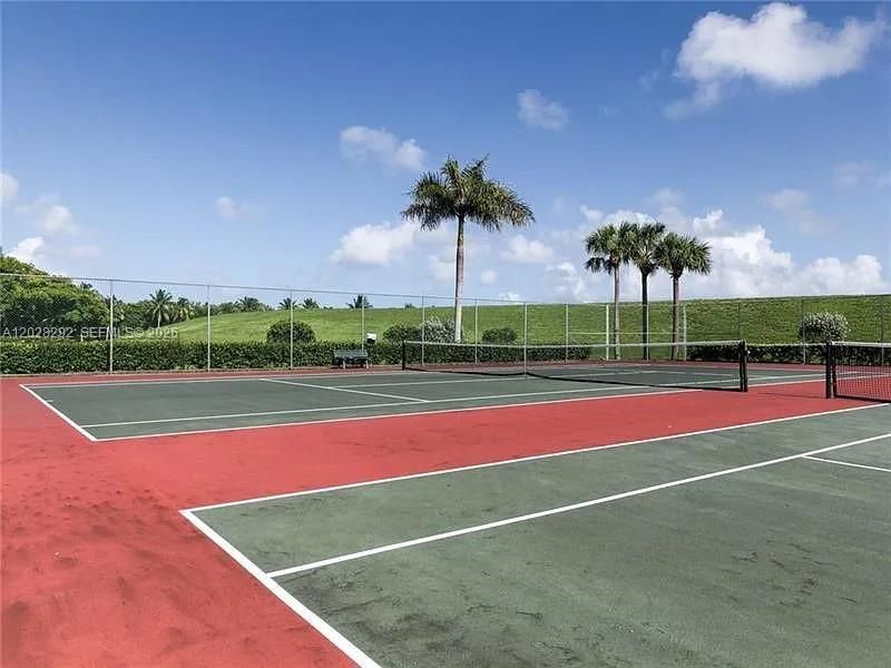 1120 Papaya St , Hollywood, FL 33019 Photo
