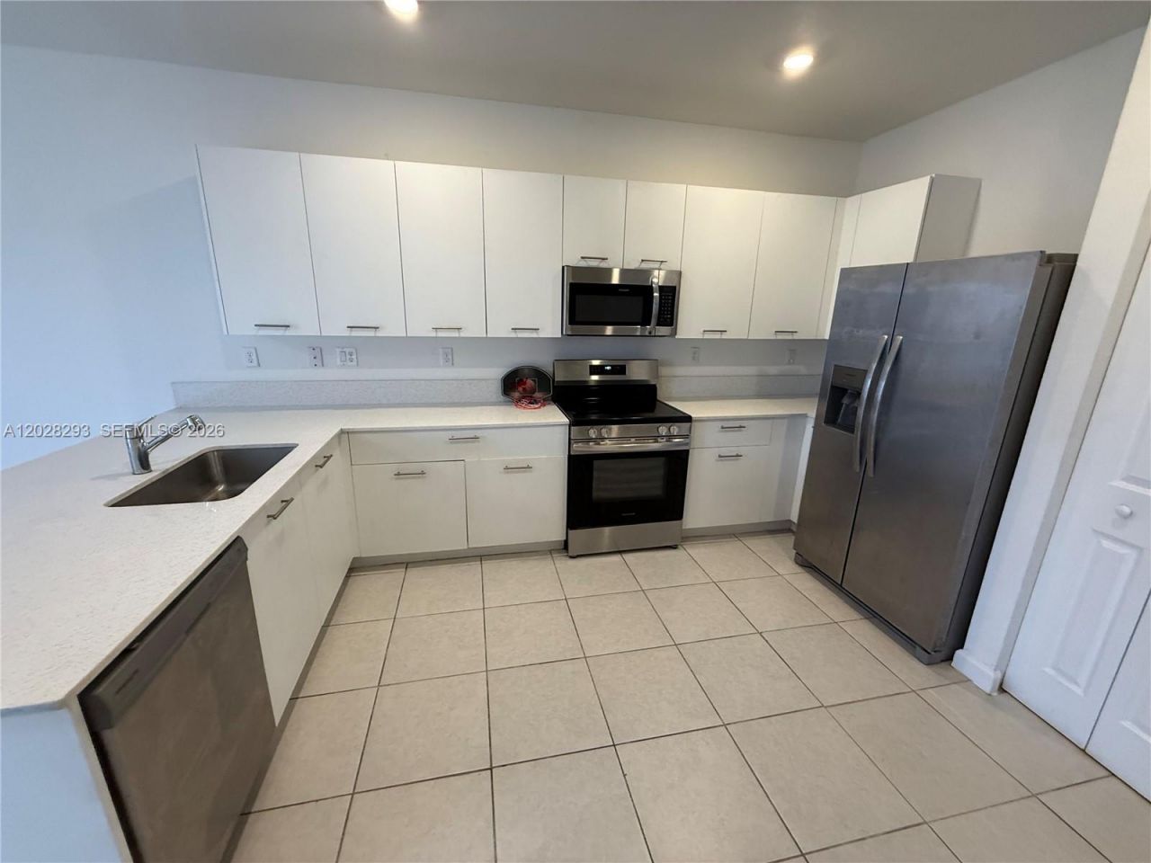 12856 NW 22nd Pl , Unit 12856, Miami, FL 33167 Photo