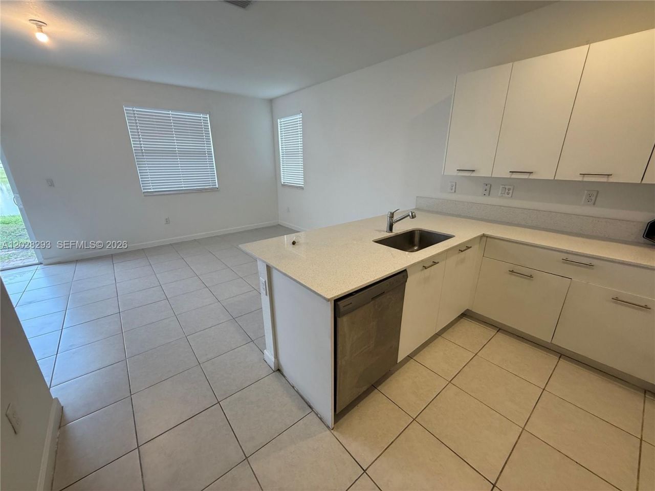 12856 NW 22nd Pl , Unit 12856, Miami, FL 33167 Photo