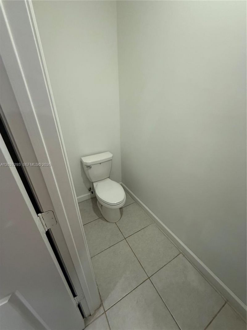 12856 NW 22nd Pl , Unit 12856, Miami, FL 33167 Photo