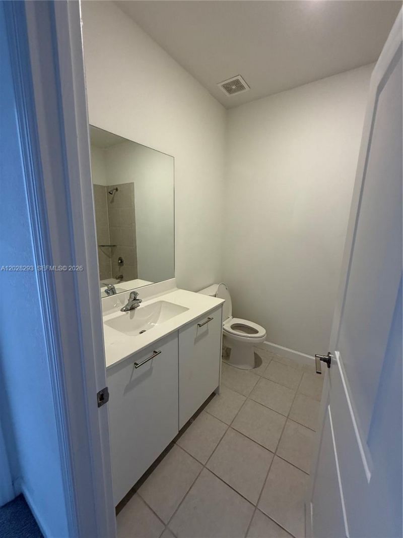 12856 NW 22nd Pl , Unit 12856, Miami, FL 33167 Photo