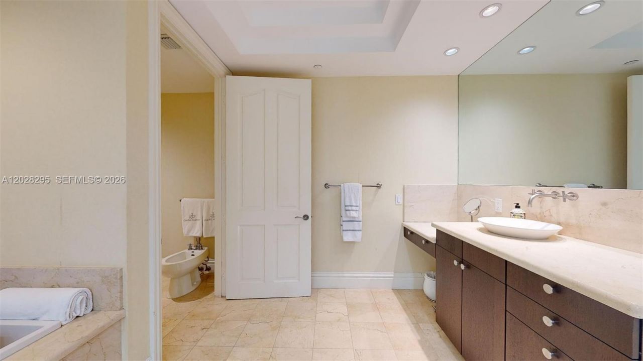 10295 Collins Ave , Unit 205, Bal Harbour, FL 33154 Photo