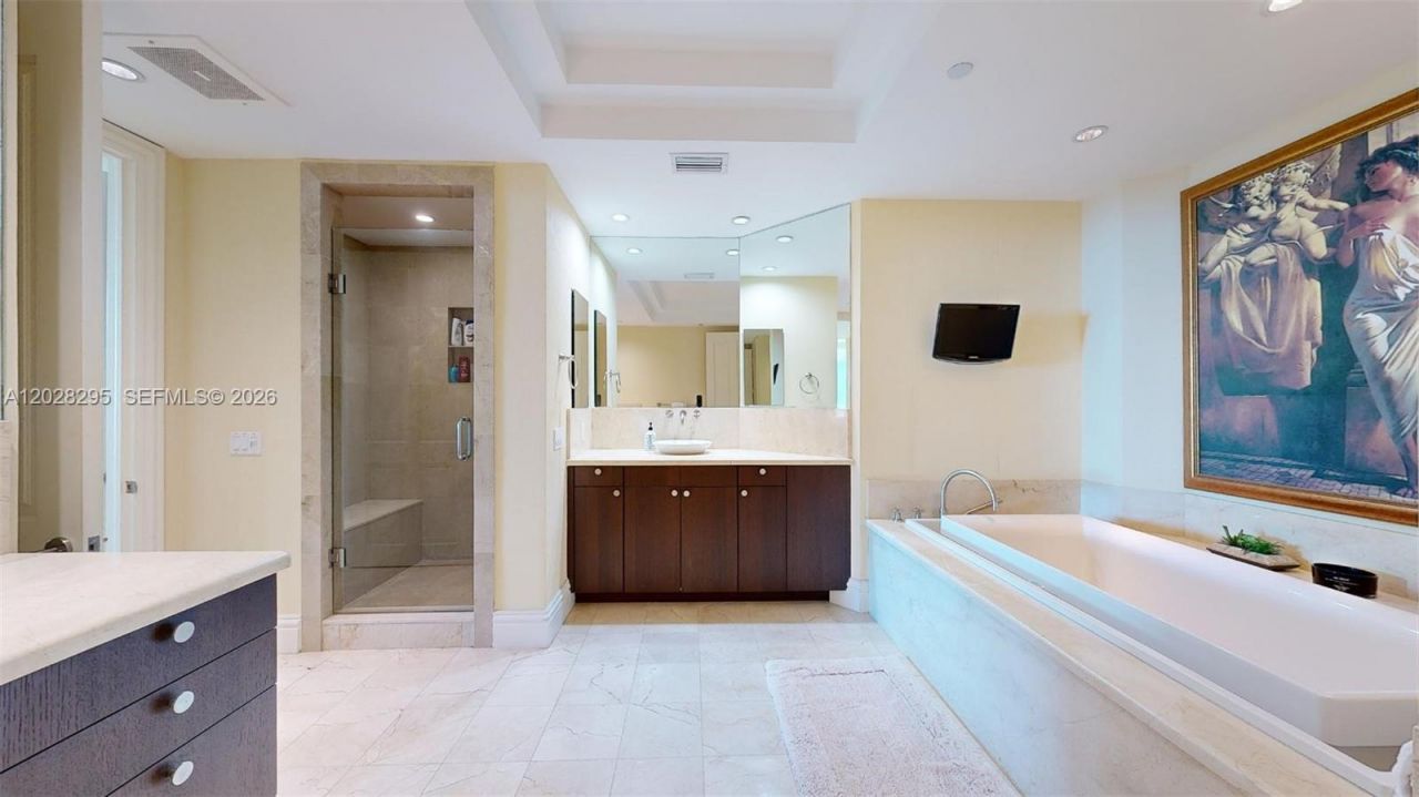 10295 Collins Ave , Unit 205, Bal Harbour, FL 33154 Photo