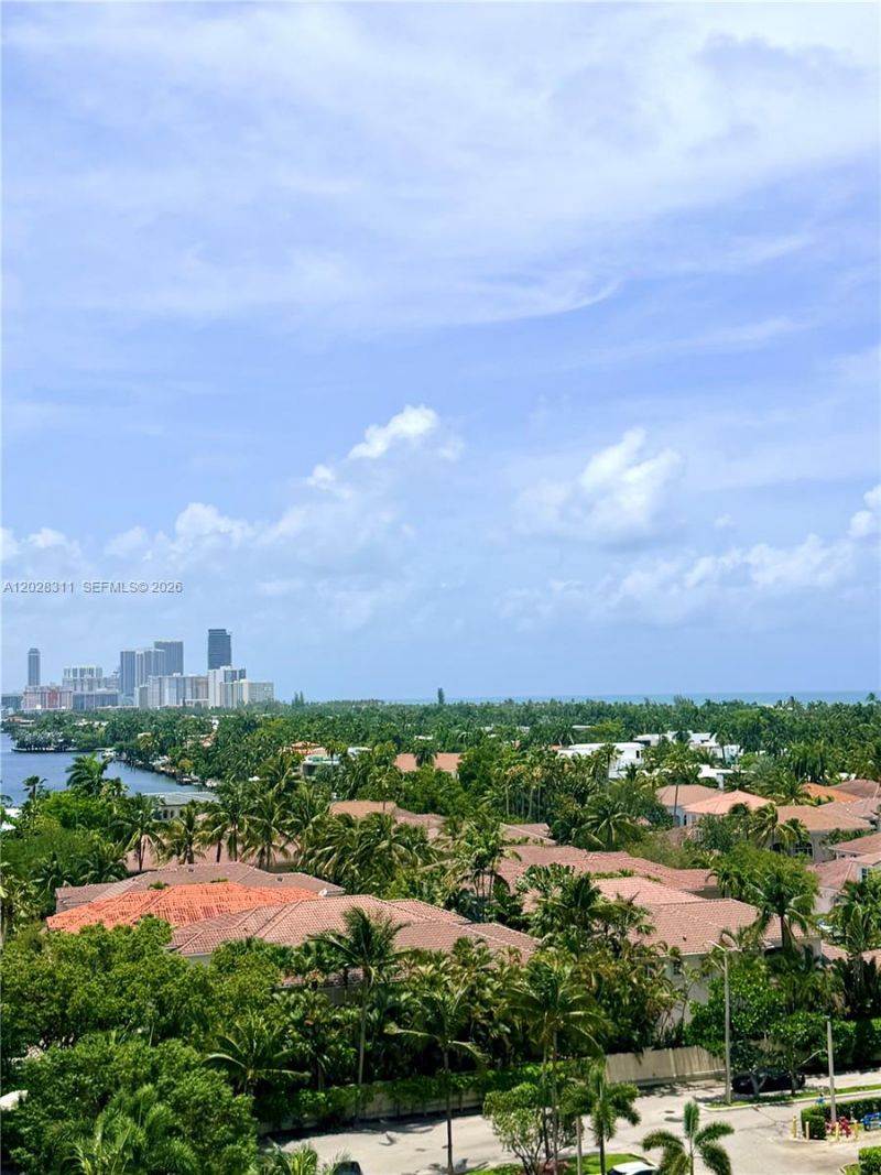 19390 Collins Ave , Unit 908, Sunny Isles Beach, FL 33160 Photo