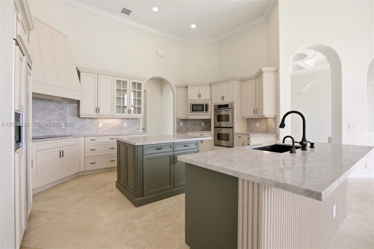 3250 W Stonebrook Cir , Davie, FL 33330 Photo