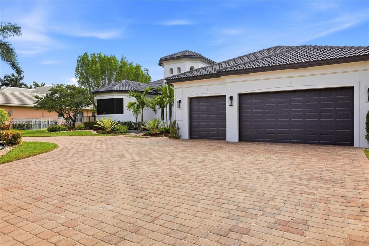 3250 W Stonebrook Cir , Davie, FL 33330 Photo