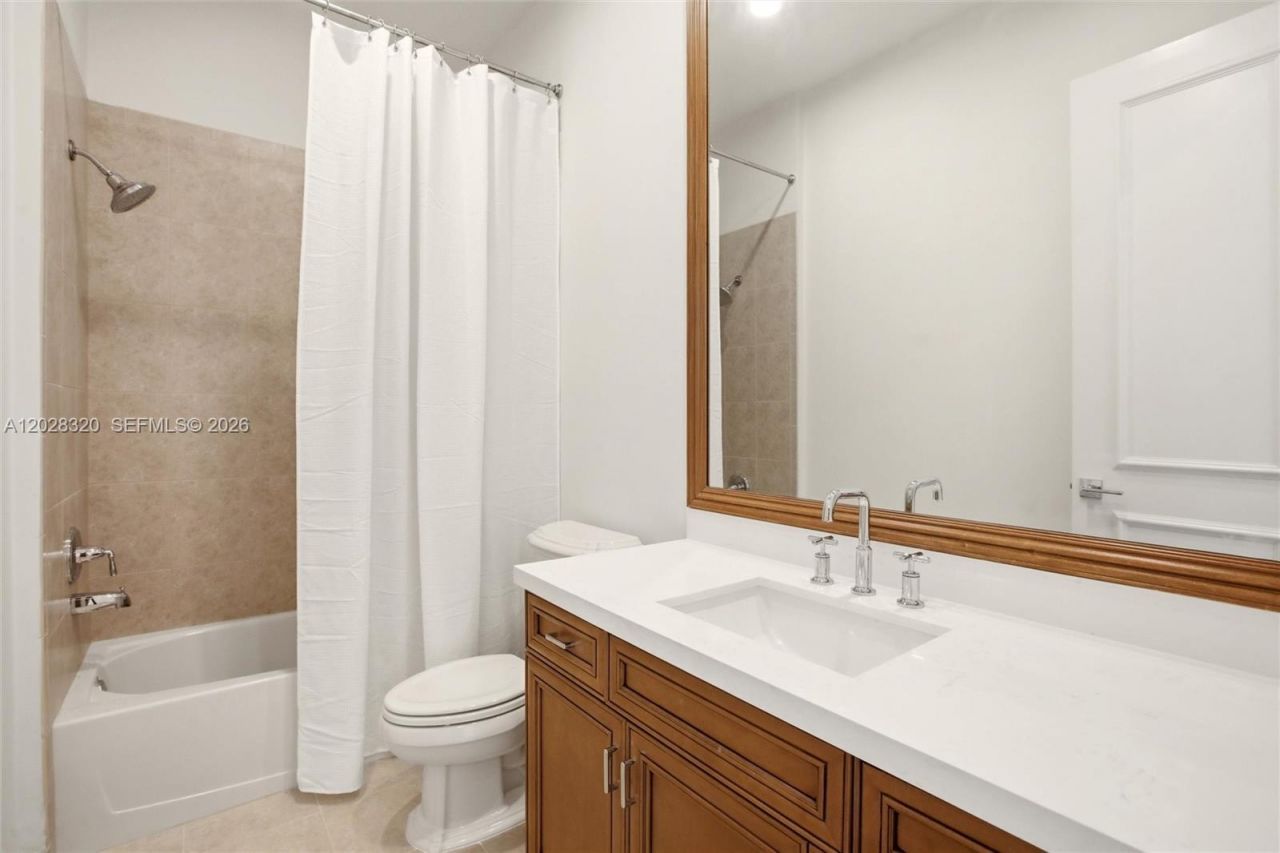 3250 W Stonebrook Cir , Davie, FL 33330 Photo