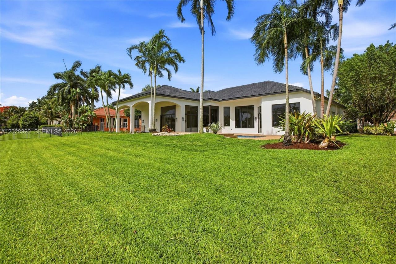 3250 W Stonebrook Cir , Davie, FL 33330 Photo
