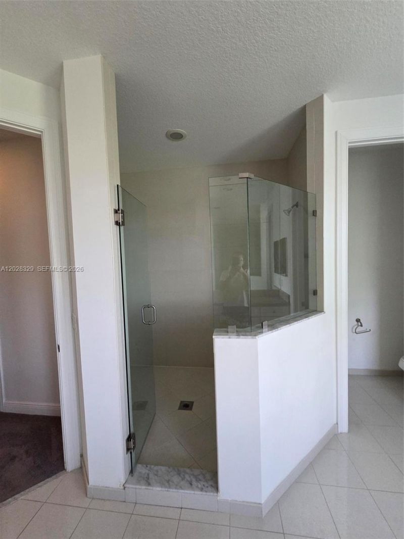 8671 Lakeside Bnd , Unit 1, Parkland, FL 33076 Photo