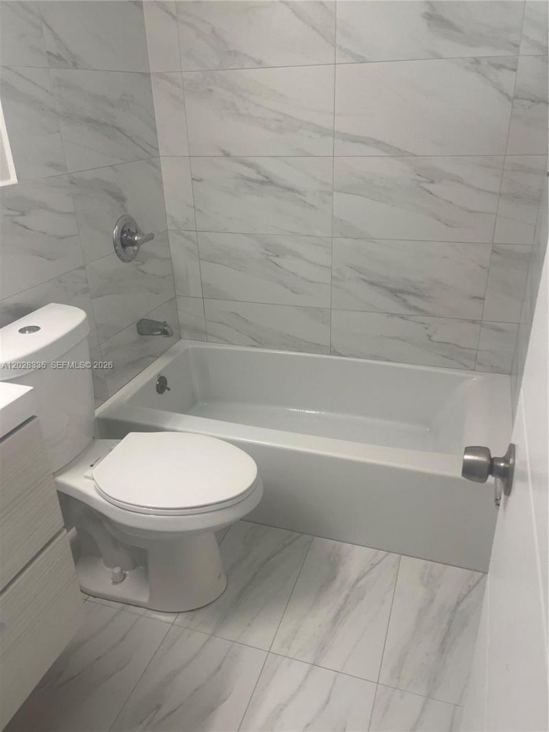 2008 SW 3rd St, Unit 4, Miami, FL 33135 Photo
