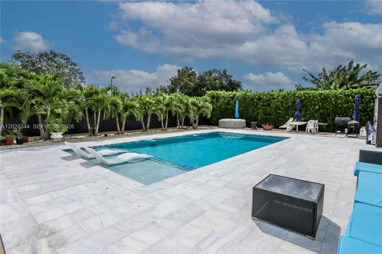 12100 SW 181st Ter , Miami, FL 33177 Photo