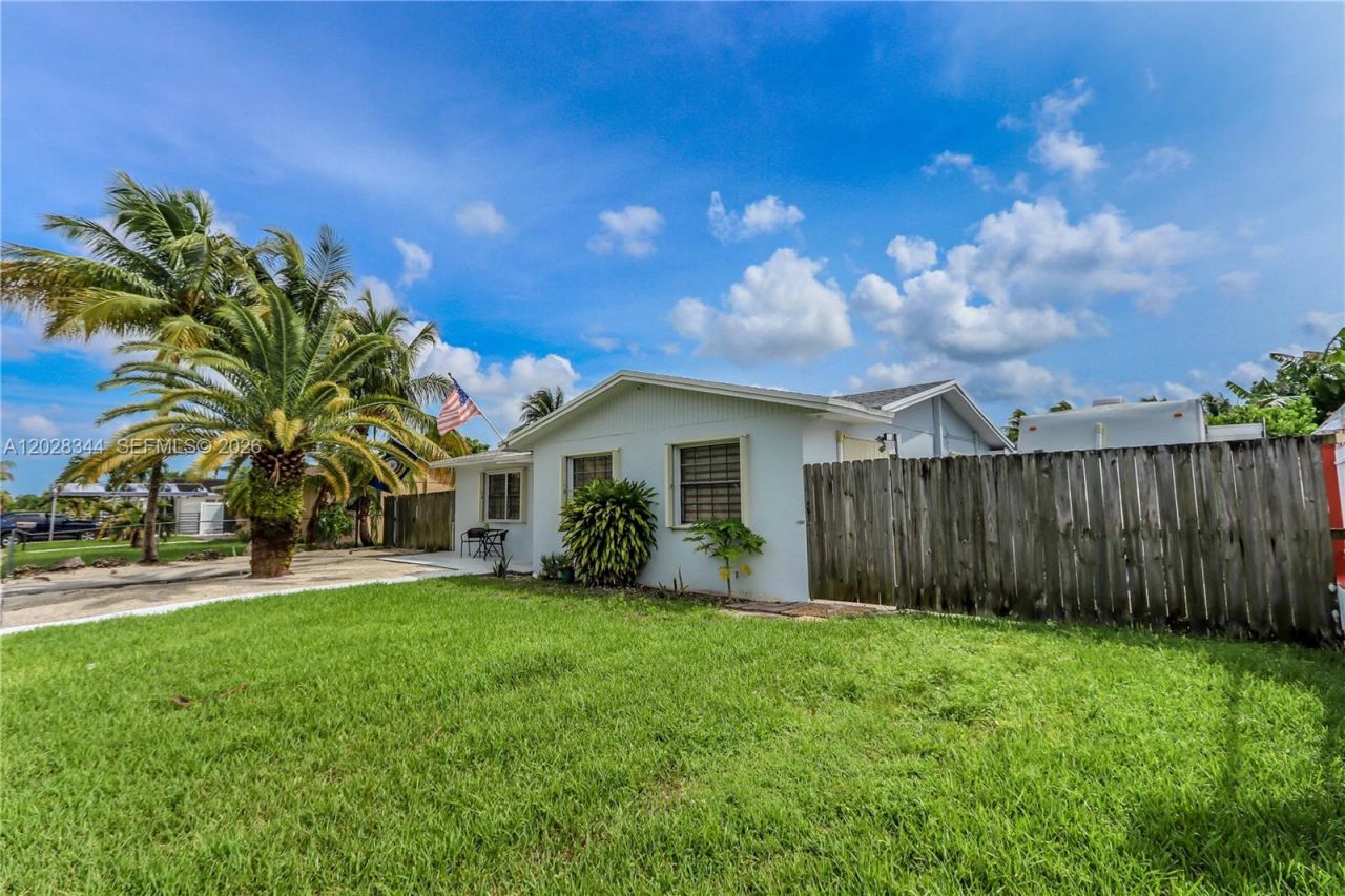 12100 SW 181st Ter , Miami, FL 33177 Photo