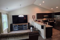 145 Ecum Secum Pl. photo 4