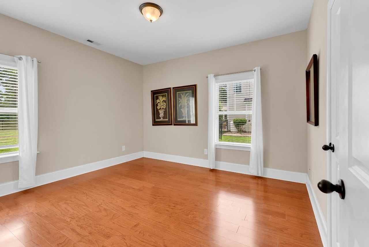 400 San Benito Ct.  Photo 10