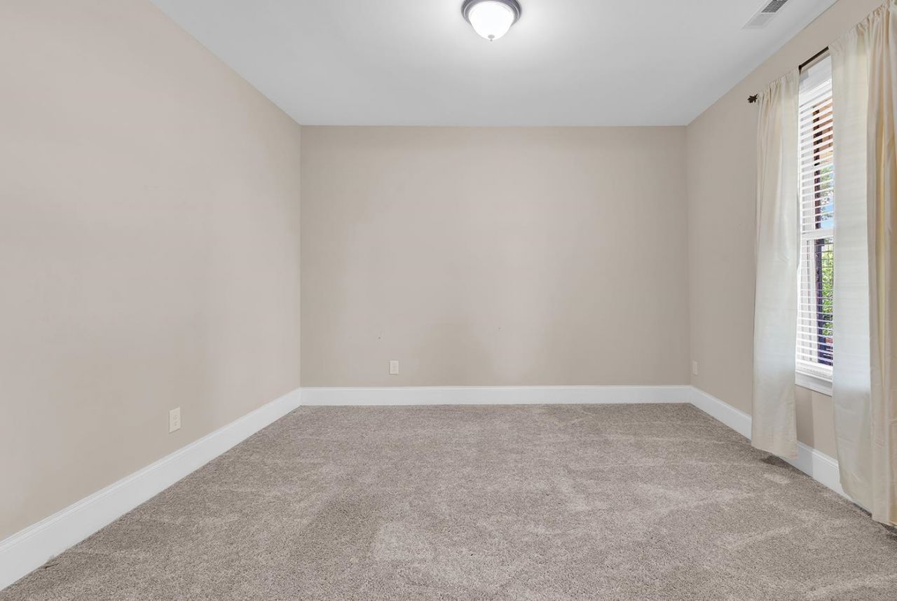 400 San Benito Ct. Photo 8