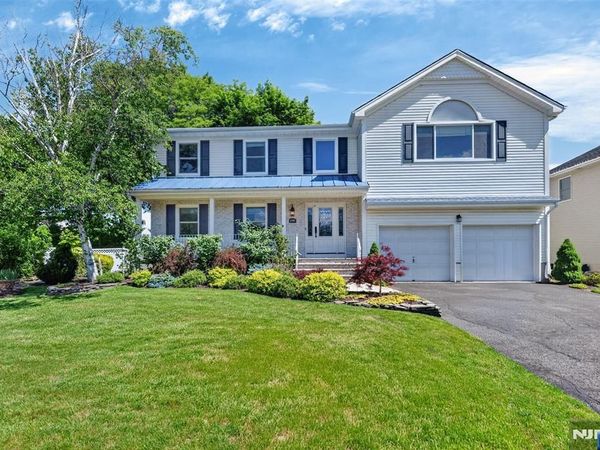 690 William Bliss Drive, NEW MILFORD, NJ 07646