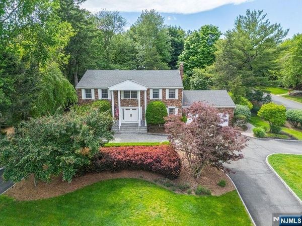 1051 Westwood Avenue, OLD TAPPAN, NJ 07675