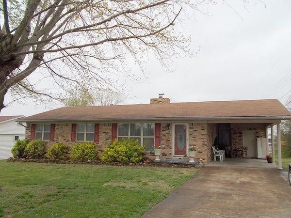 1090 DOGWOOD Drive, Batesville, AR 72501