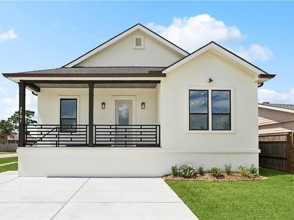 3701 W LOYOLA Drive , Kenner, LA 70065